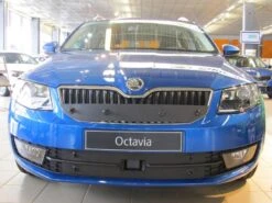 Tammer-Suoja Skoda Octavia Vm. 2013- Etututkalla