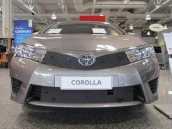 Tammer-Suoja Toyota Corolla Vm. 2014-2016