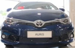 Tammer-Suoja Toyota Auris Vm. 2016-